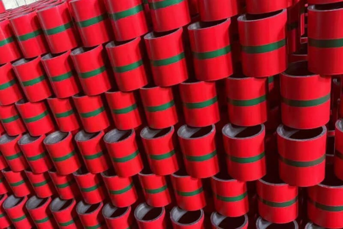 API 5CT casing and tubing coupling for oil well
