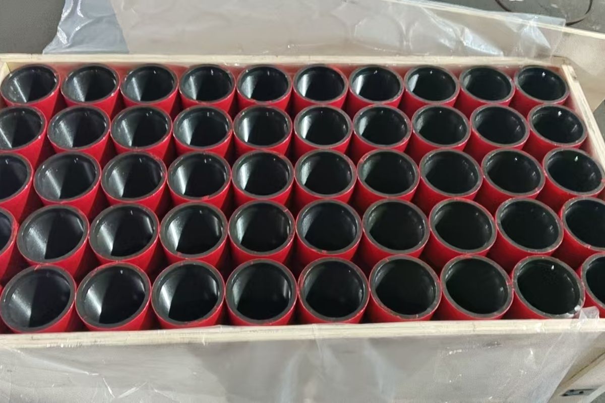 API 5CT casing and tubing coupling for oil well